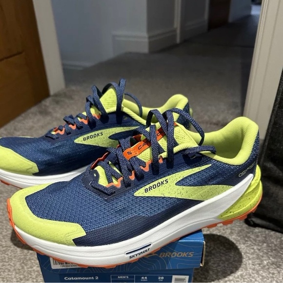 Brooks Catamount 2 Mens Outdoor All Terrain Trail Running Shoes Trainers - Picture 2 of 12